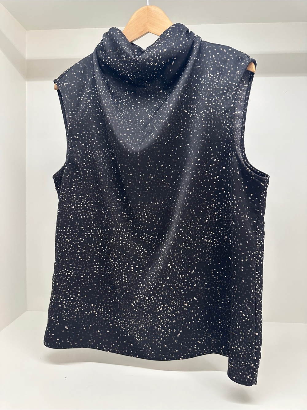 H by Halston Black Sleeveless Cowl Neck Speckled Tank